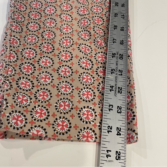 LOFT Julie Riviera Crop Capri Pant Beige Pink Print Women 8 Flattering Versatile - Picture 11 of 11